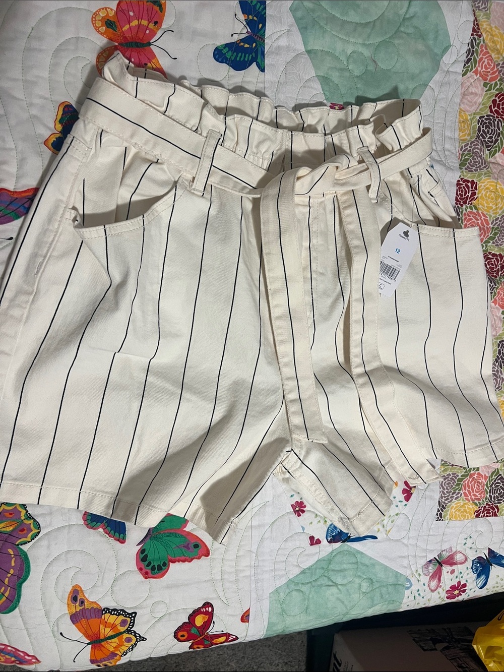 NWT Time and Tru Cream Pinstripe Paperbag Waist Shorts with Belt